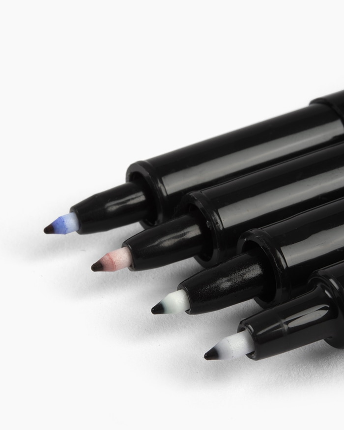 https://www.kokuyocamlin.com/camlin/camel-access/image/catalog/assets/camlin/markers-and-pens/permanent-markers/fine-tip-permanent-markers/assorted-pouch-of-4-shade/3.JPG